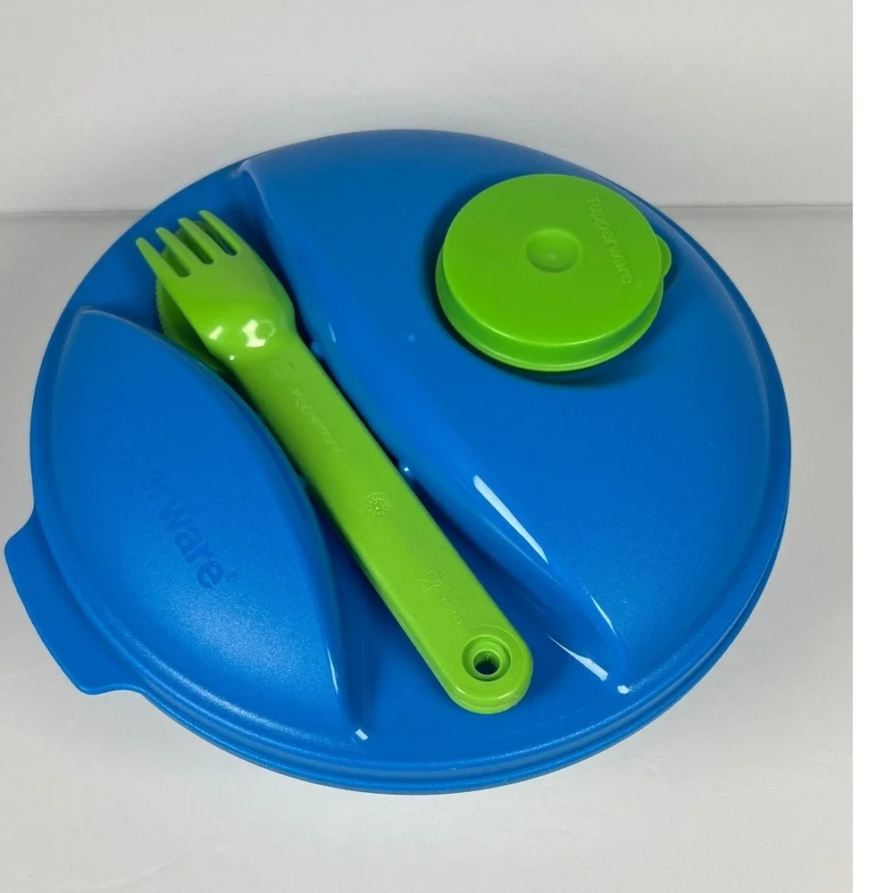 Tupperware Salad On the Go Complete Set Blue Green Fork and knife Lunch Kit